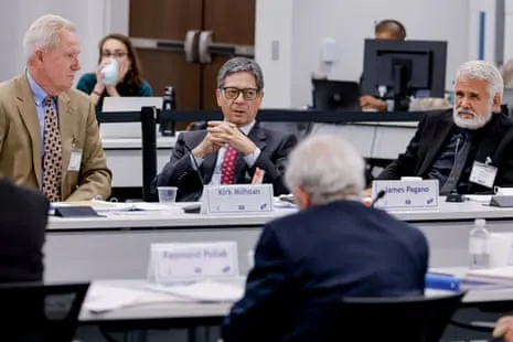 Robert F. Kennedy Jr.’s Vaccine Panel Eliminate Prescription Need for Coronavirus Shot, Emphasizing Individual Decision